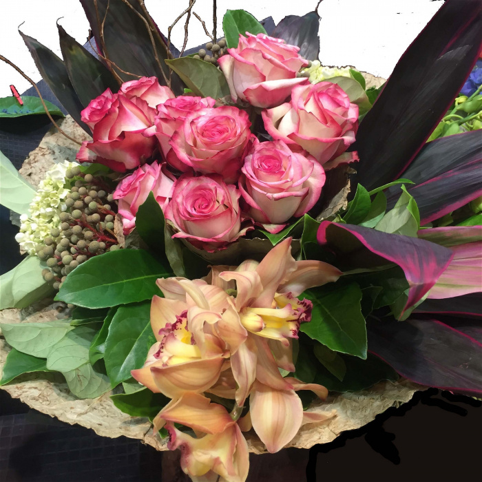 Bouquets | Testing category with long text, category enabled and image uploaded | Seasonal Planted Container