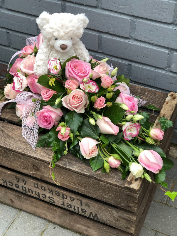 Children?s Funeral Tributes | Funeral Flowers | Childs Teddy Spray