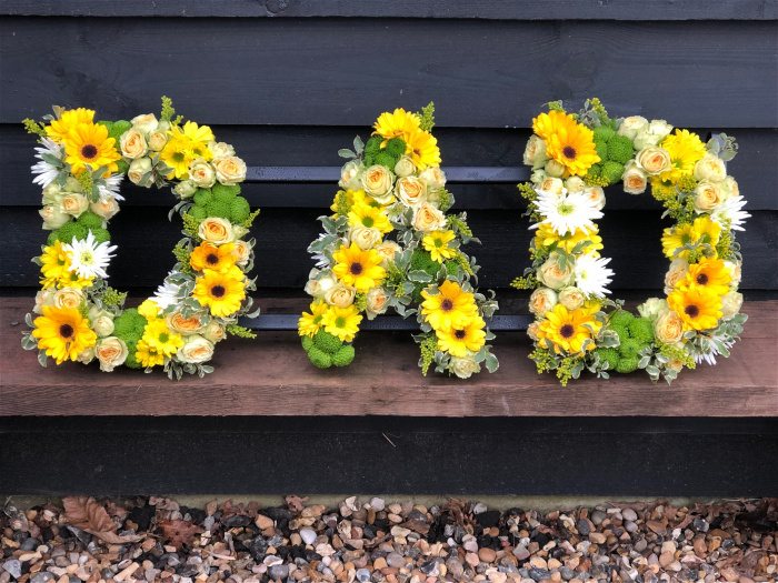 Funeral Flowers | Funeral Letter Tributes | DAD Loose Style letters