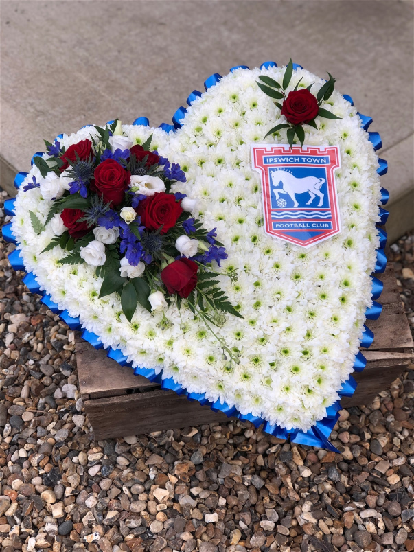 Funeral Flowers | Funeral Hearts | Personal Funeral Tributes | Football Badge Heart